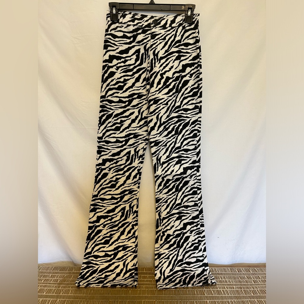 Motel Rocks Zoven Trousers in 90’s Zebra Black and White Size XS